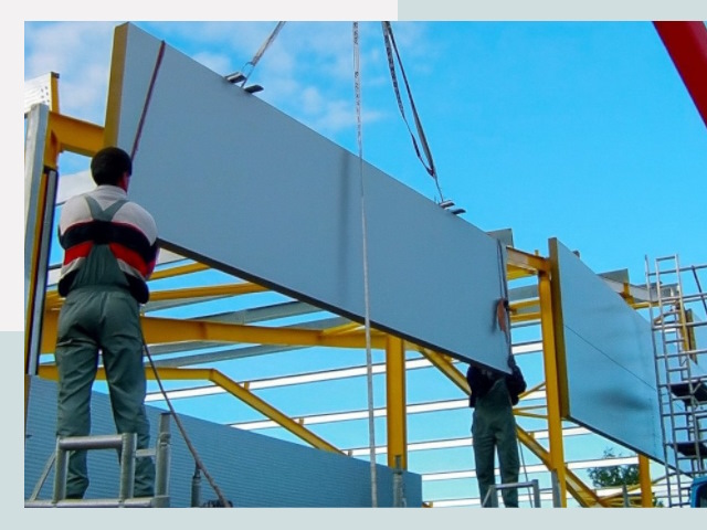 Монтаж сэндвич-панелей в Североморске от 642 руб.